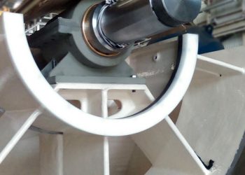 Shaft with bearing housing EHT