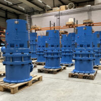 High-efficiency LS pumps