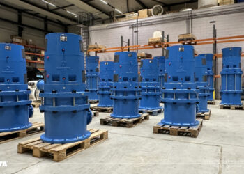 High-efficiency LS pumps